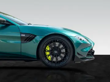 ASTON MARTIN V8 Vantage F1   Sonderedition