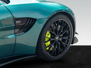 ASTON MARTIN V8 Vantage F1   Sonderedition