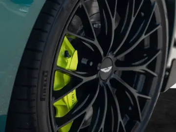 ASTON MARTIN V8 Vantage F1   Sonderedition