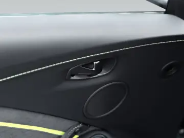 ASTON MARTIN V8 Vantage F1   Sonderedition
