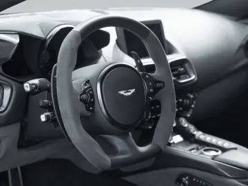 ASTON MARTIN V8 Vantage F1   Sonderedition