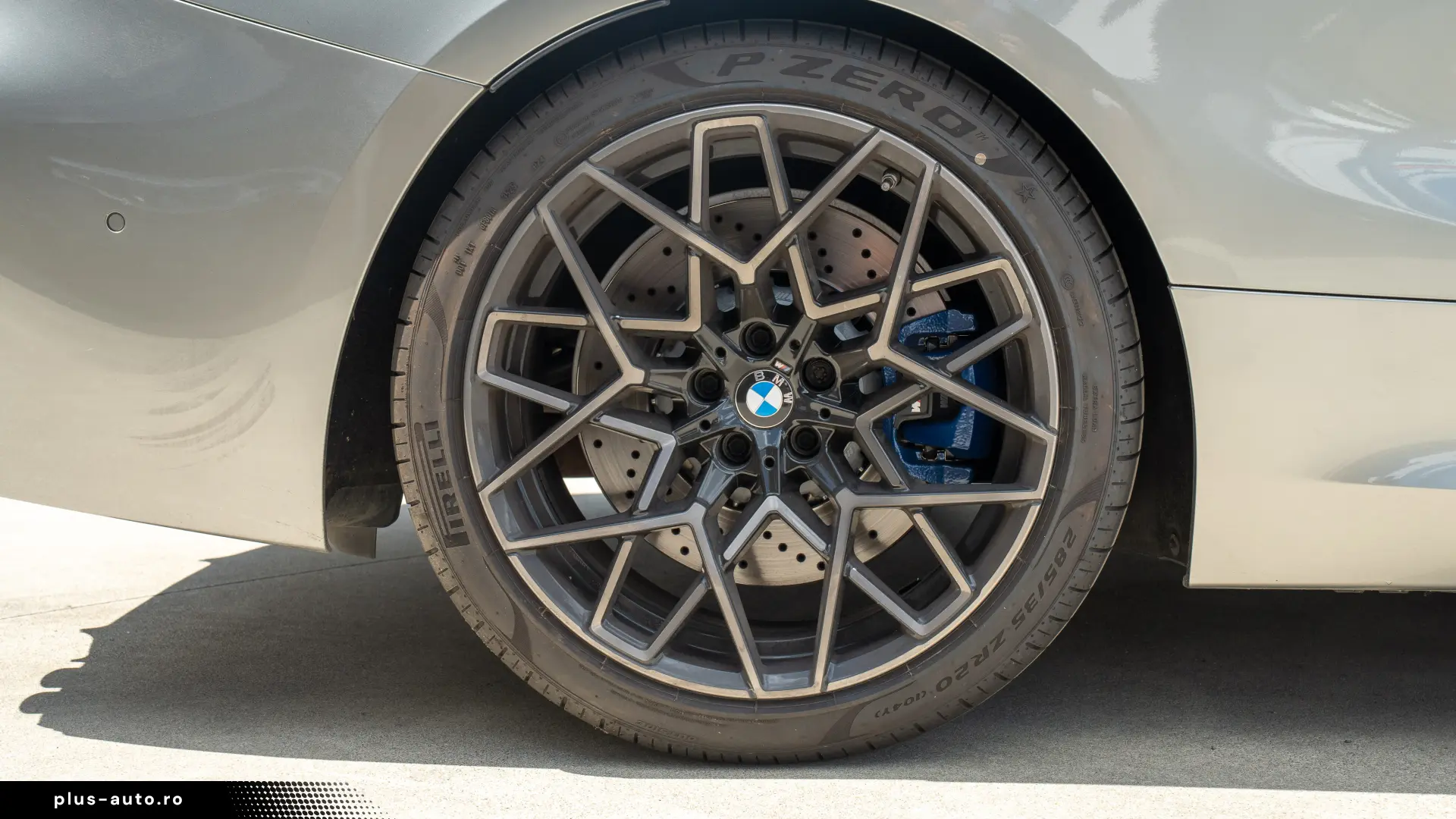 BMW M8