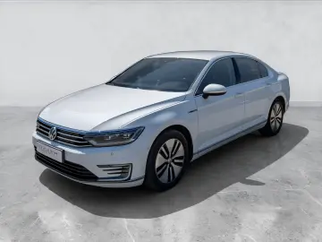 Volkswagen Passat 1.4 TSI DSG GTE PHEV Full LED ACC Keyless