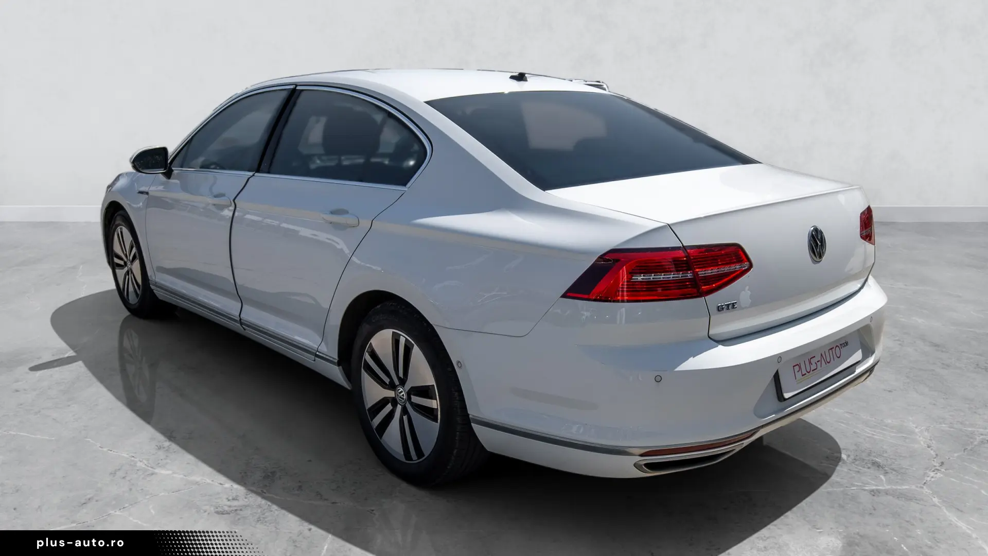 Volkswagen Passat 1.4 TSI DSG GTE PHEV Full LED ACC Keyless