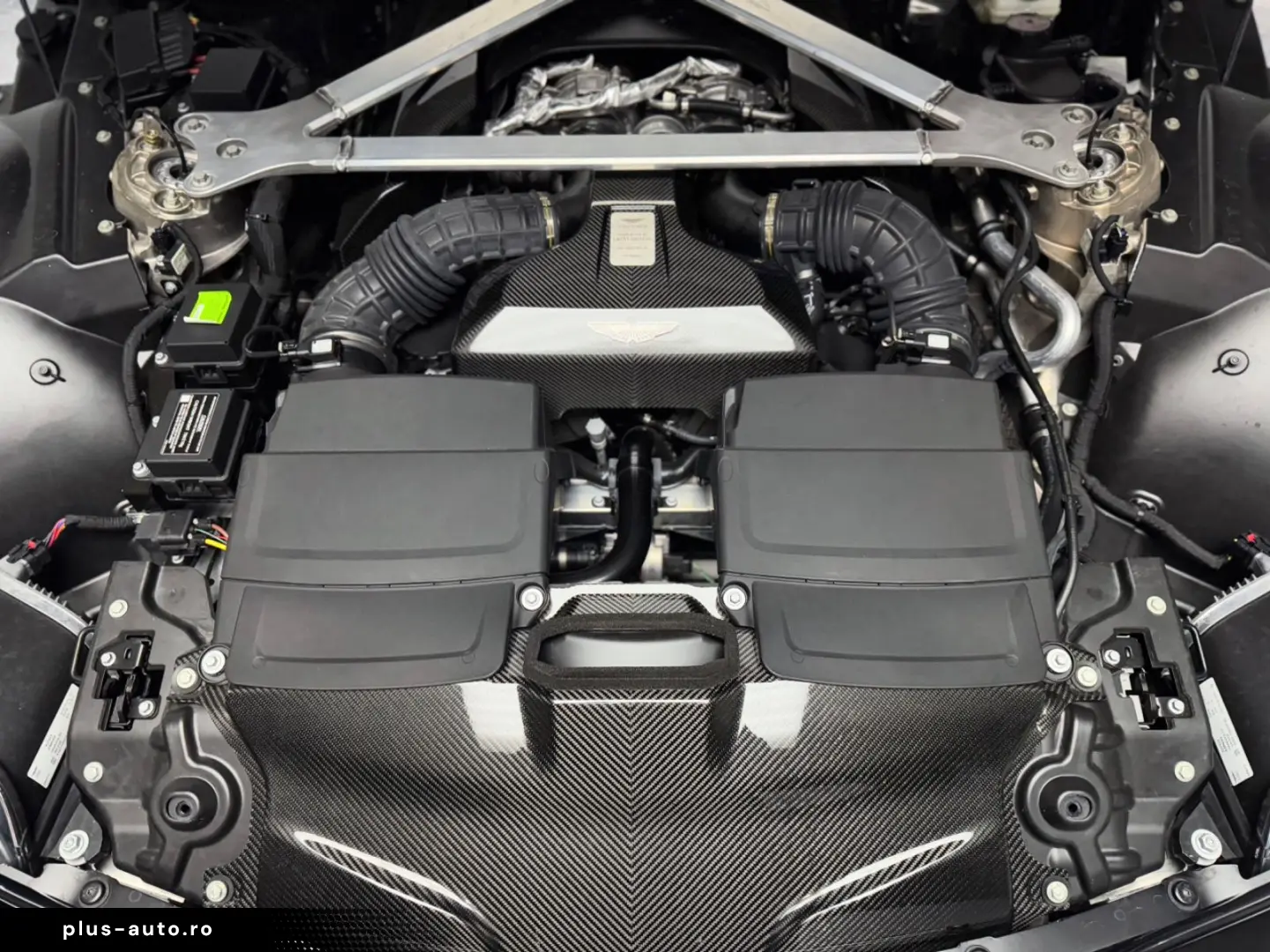 ASTON MARTIN V8 Vantage F1 Edition 360 CARBON AERO JET BLACK