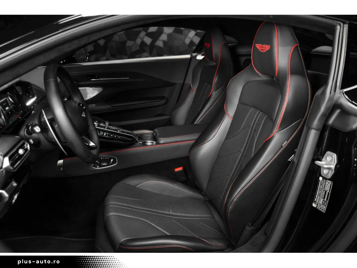 ASTON MARTIN Vantage V8 Coupé