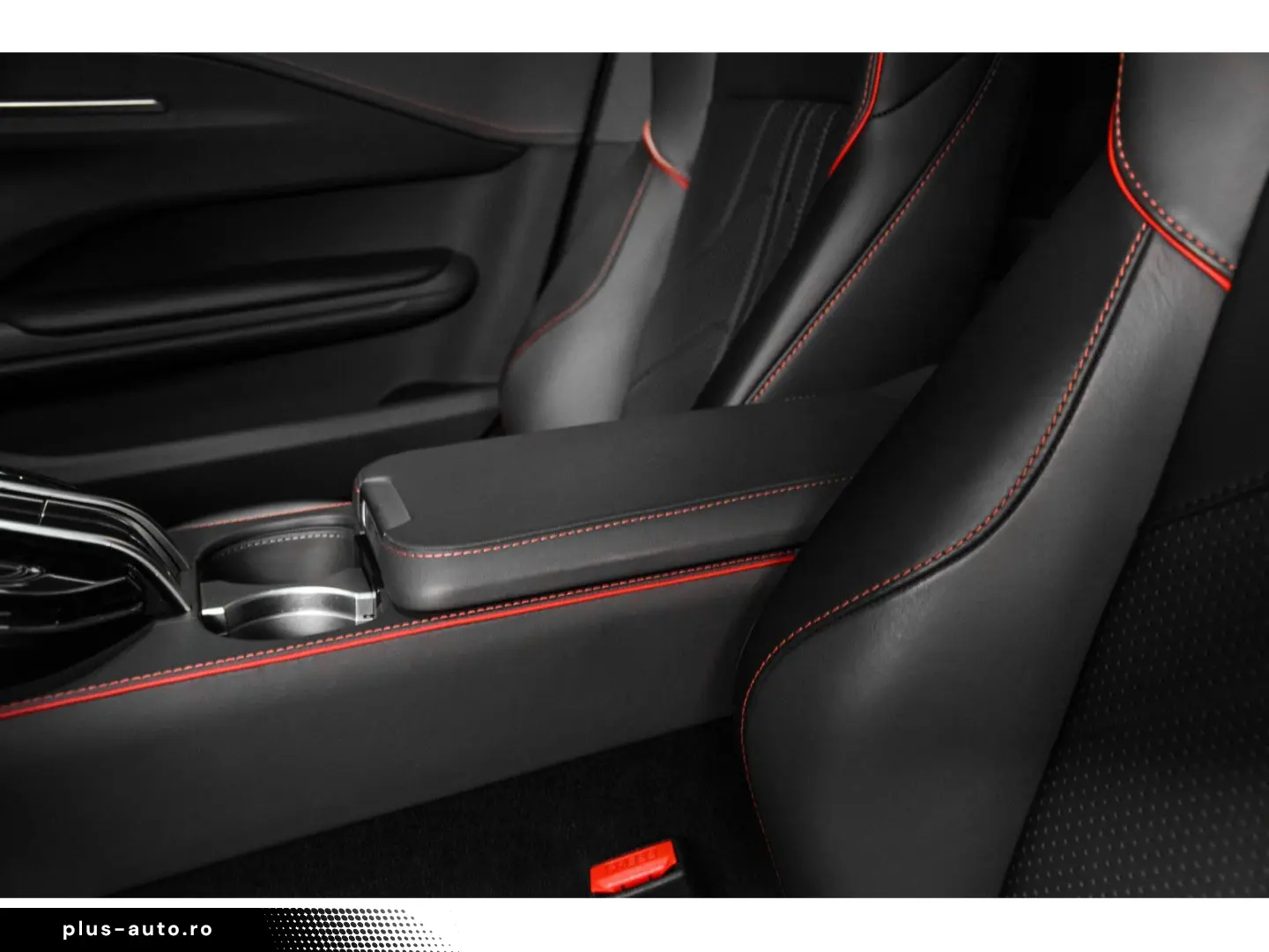 ASTON MARTIN Vantage V8 Coupé