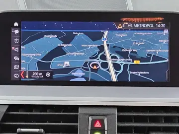 BMW X3 xDrive20d Navi LED AHK DA DAB PDC