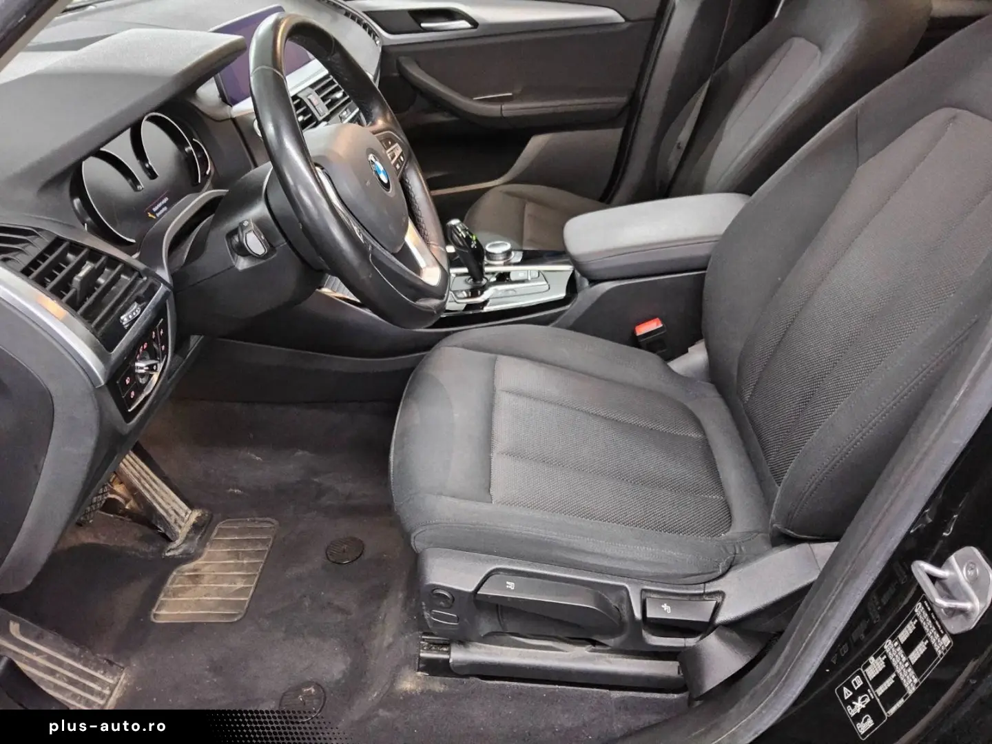 BMW X3 xDrive20d Navi LED AHK DA DAB PDC
