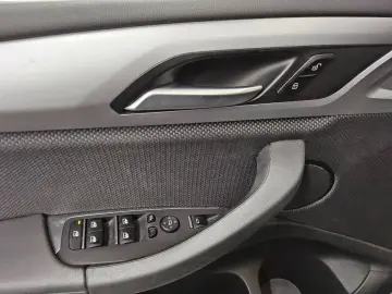 BMW X3 xDrive20d Navi LED AHK DA DAB PDC