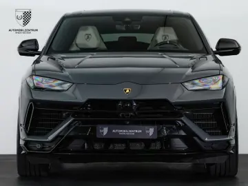 LAMBORGHINI Urus S AdPersonam Carbon Style Park Bang&Olufsen