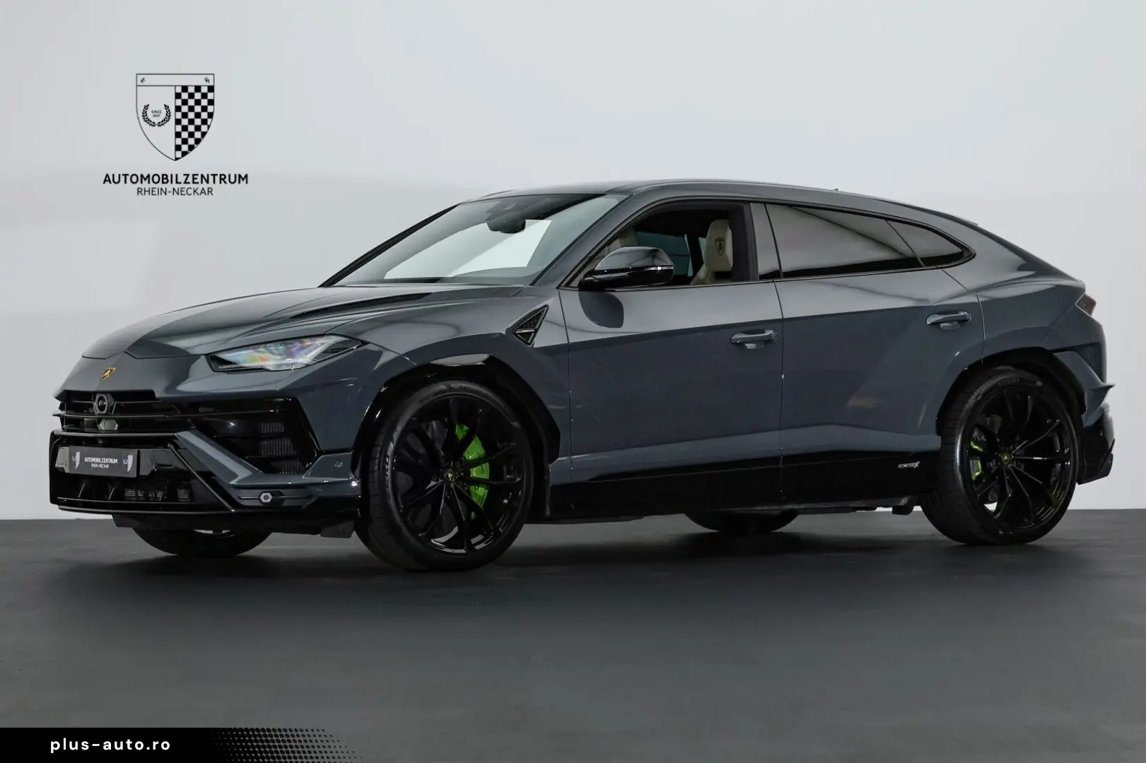 LAMBORGHINI Urus S AdPersonam Carbon Style Park Bang&Olufsen