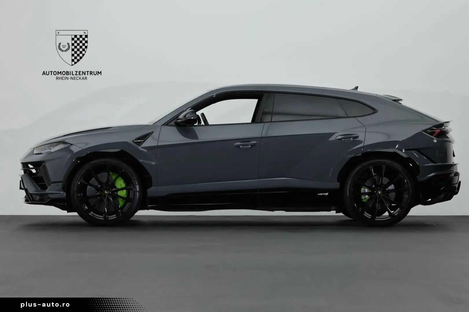LAMBORGHINI Urus S AdPersonam Carbon Style Park Bang&Olufsen