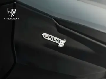 LAMBORGHINI Urus S AdPersonam Carbon Style Park Bang&Olufsen