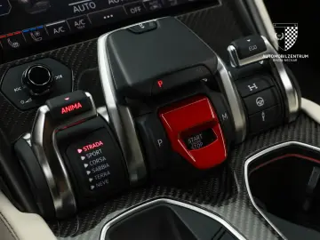 LAMBORGHINI Urus S AdPersonam Carbon Style Park Bang&Olufsen