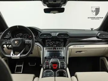 LAMBORGHINI Urus S AdPersonam Carbon Style Park Bang&Olufsen