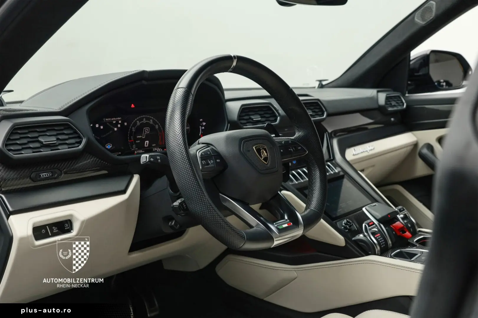 LAMBORGHINI Urus S AdPersonam Carbon Style Park Bang&Olufsen