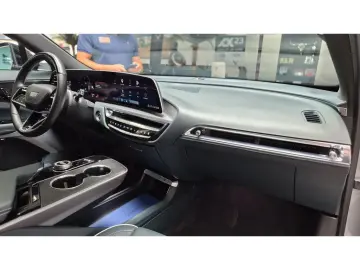 CADILLAC Lyriq 388 kW AWD Sport AWD AKG-Sound Pano Belüft