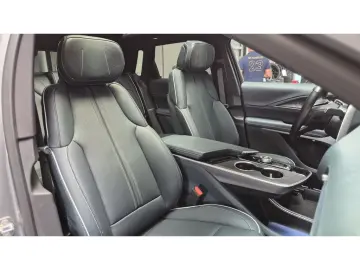 CADILLAC Lyriq 388 kW AWD Sport AWD AKG-Sound Pano Belüft