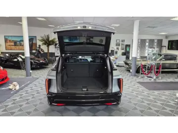 CADILLAC Lyriq 388 kW AWD Sport AWD AKG-Sound Pano Belüft