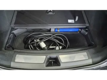 CADILLAC Lyriq 388 kW AWD Sport AWD AKG-Sound Pano Belüft