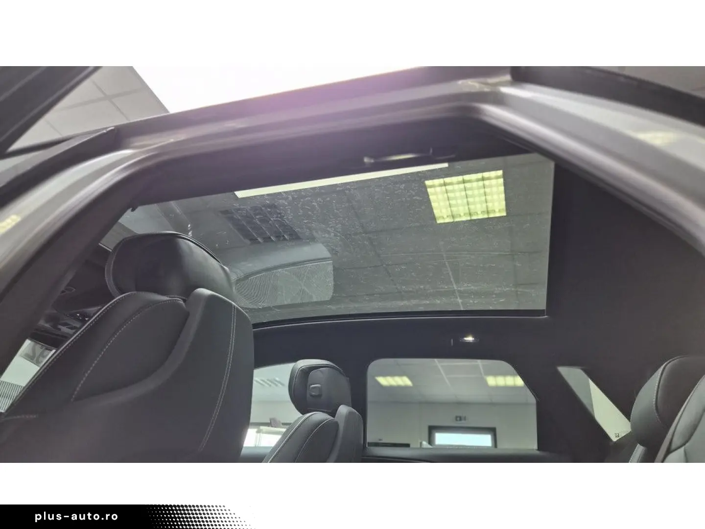 CADILLAC Lyriq 388 kW AWD Sport AWD AKG-Sound Pano Belüft
