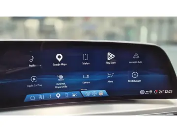 CADILLAC Lyriq 388 kW AWD Sport AWD AKG-Sound Pano Belüft