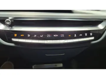 CADILLAC Lyriq 388 kW AWD Sport AWD AKG-Sound Pano Belüft