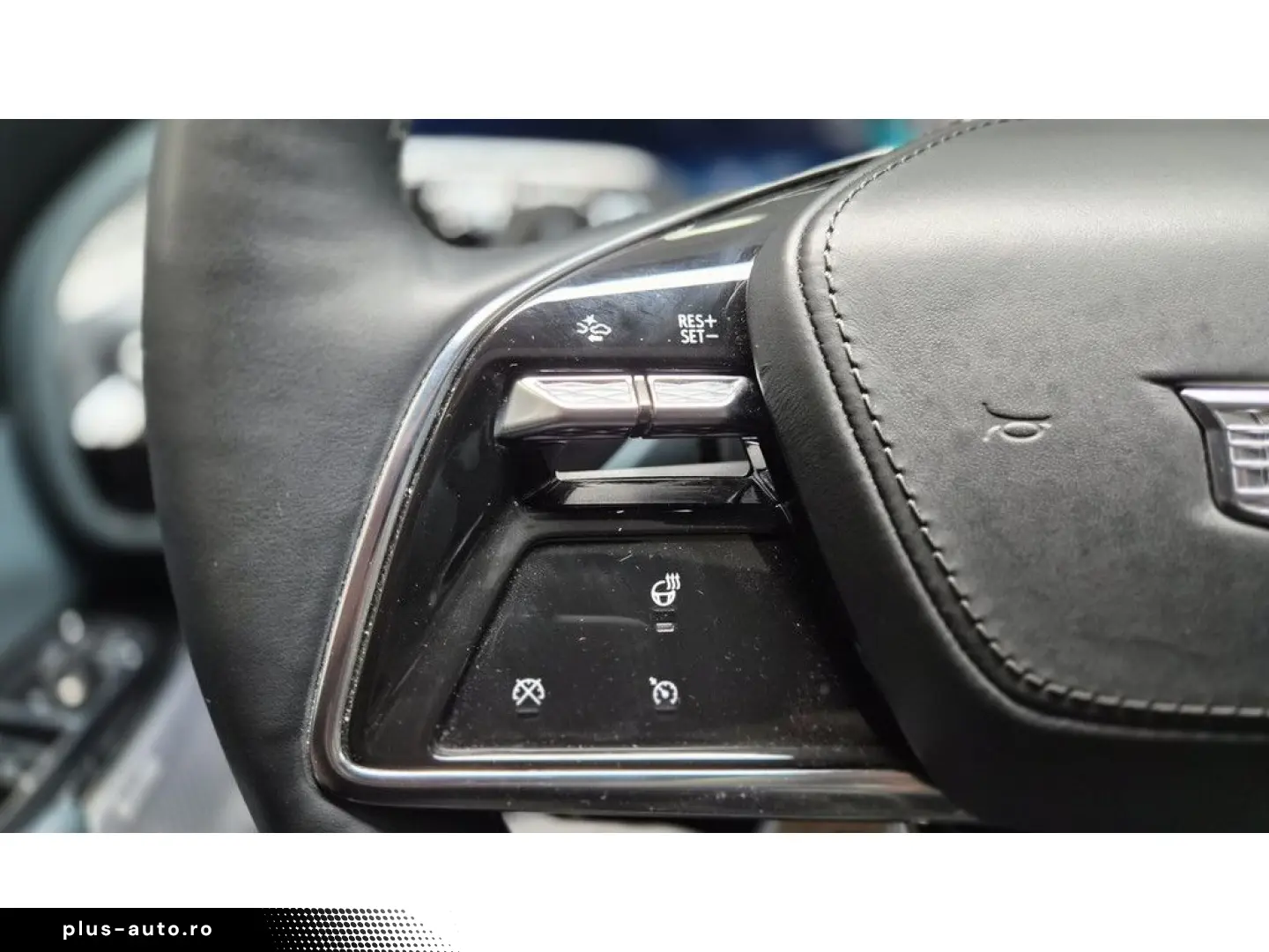 CADILLAC Lyriq 388 kW AWD Sport AWD AKG-Sound Pano Belüft