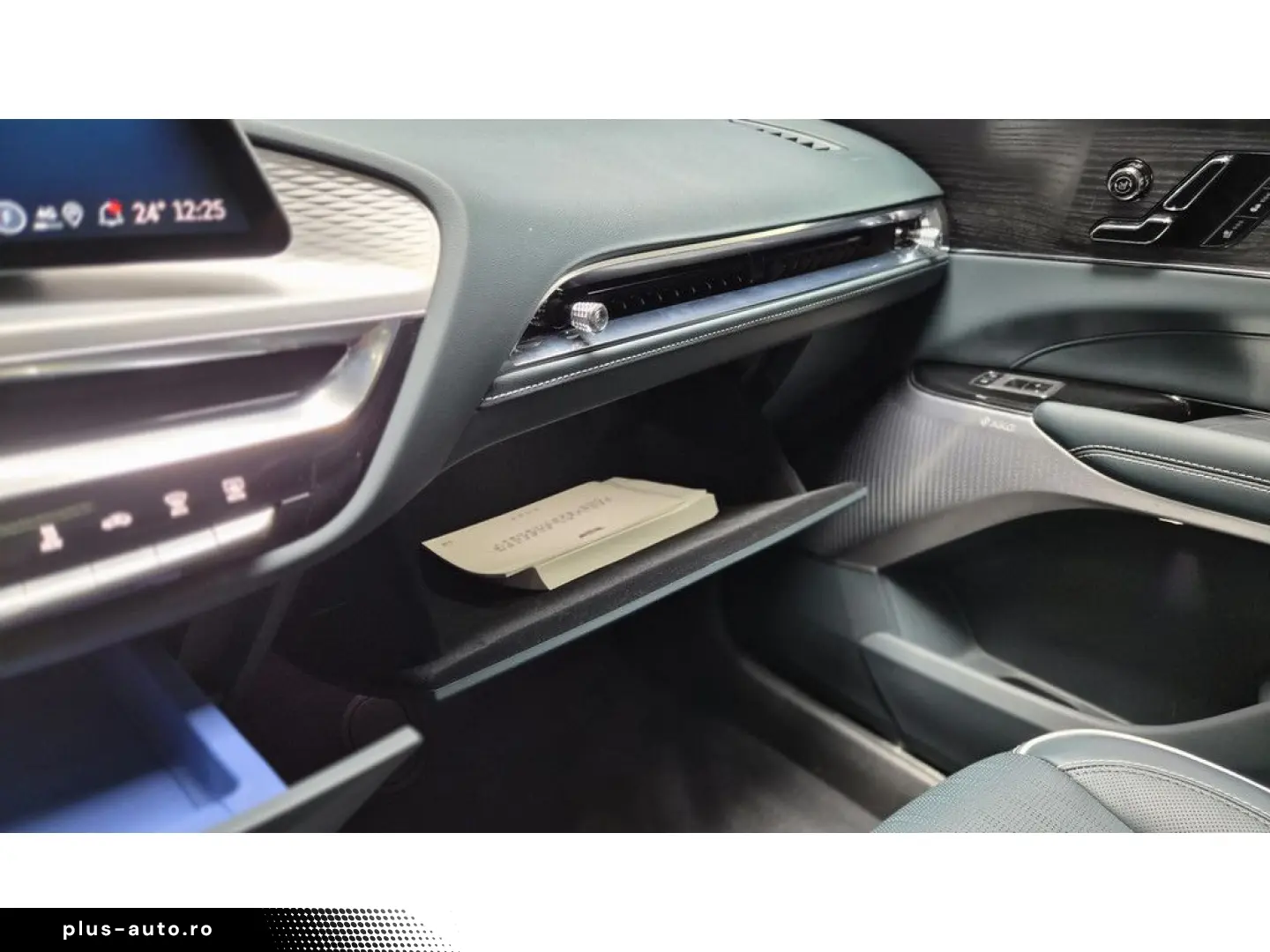 CADILLAC Lyriq 388 kW AWD Sport AWD AKG-Sound Pano Belüft