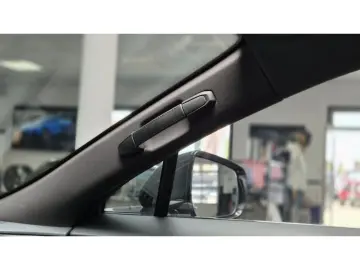CADILLAC Lyriq 388 kW AWD Sport AWD AKG-Sound Pano Belüft