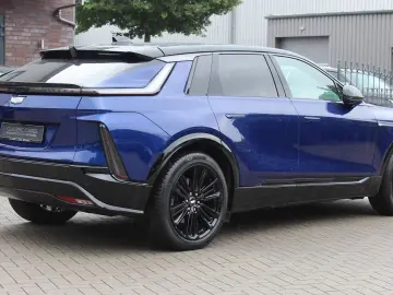 CADILLAC LYRIQ Sport 600  AWD - Black Edition