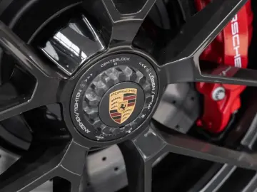 PORSCHE 992 Carrera GTS Coupé   Lift   Aerokit