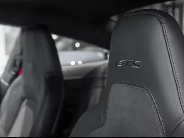 PORSCHE 992 Carrera GTS Coupé   Lift   Aerokit