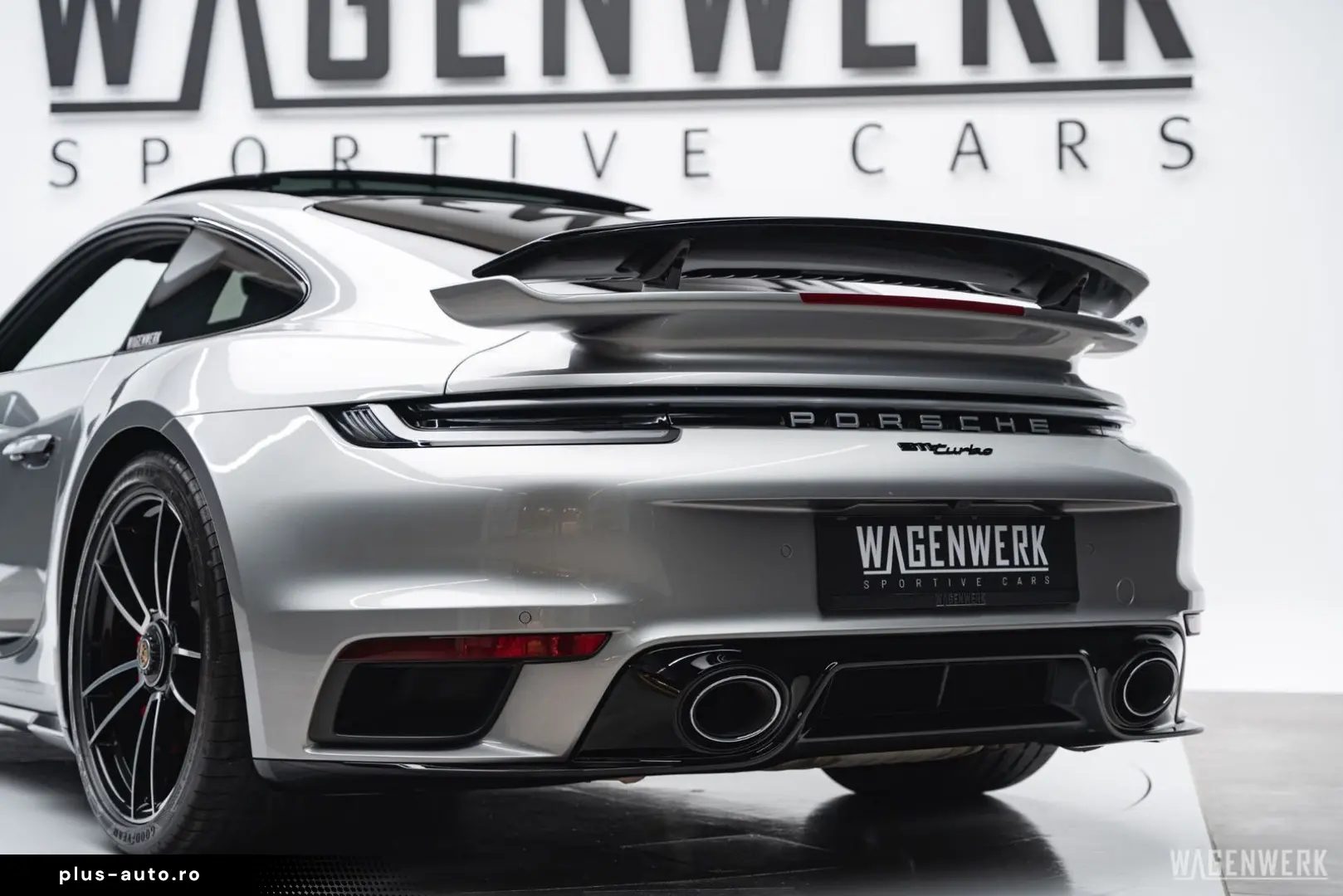 PORSCHE 992 Turbo Coupe PDK AEROKIT GLASDACH BOSE MATRIX