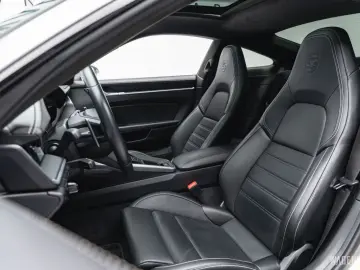 PORSCHE 992 Turbo Coupe PDK AEROKIT GLASDACH BOSE MATRIX