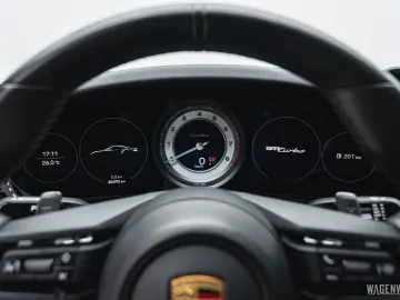 PORSCHE 992 Turbo Coupe PDK AEROKIT GLASDACH BOSE MATRIX