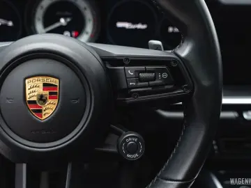 PORSCHE 992 Turbo Coupe PDK AEROKIT GLASDACH BOSE MATRIX