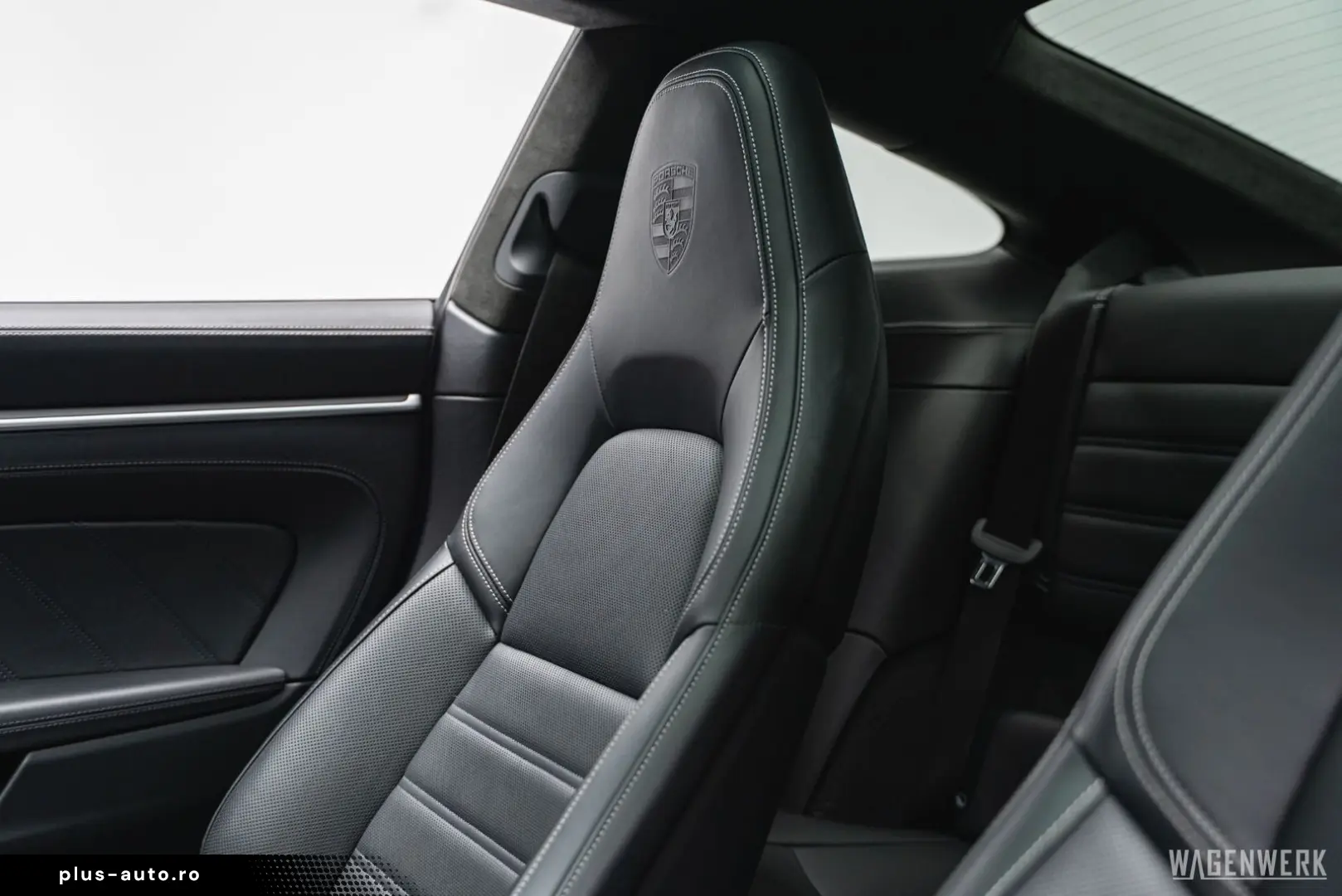 PORSCHE 992 Turbo Coupe PDK AEROKIT GLASDACH BOSE MATRIX