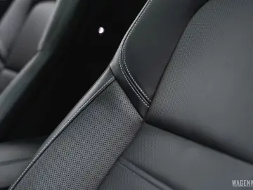 PORSCHE 992 Turbo Coupe PDK AEROKIT GLASDACH BOSE MATRIX