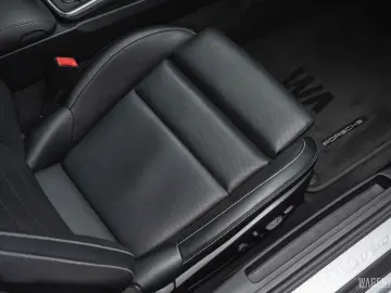 PORSCHE 992 Turbo Coupe PDK AEROKIT GLASDACH BOSE MATRIX