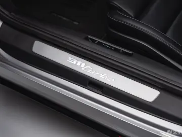 PORSCHE 992 Turbo Coupe PDK AEROKIT GLASDACH BOSE MATRIX