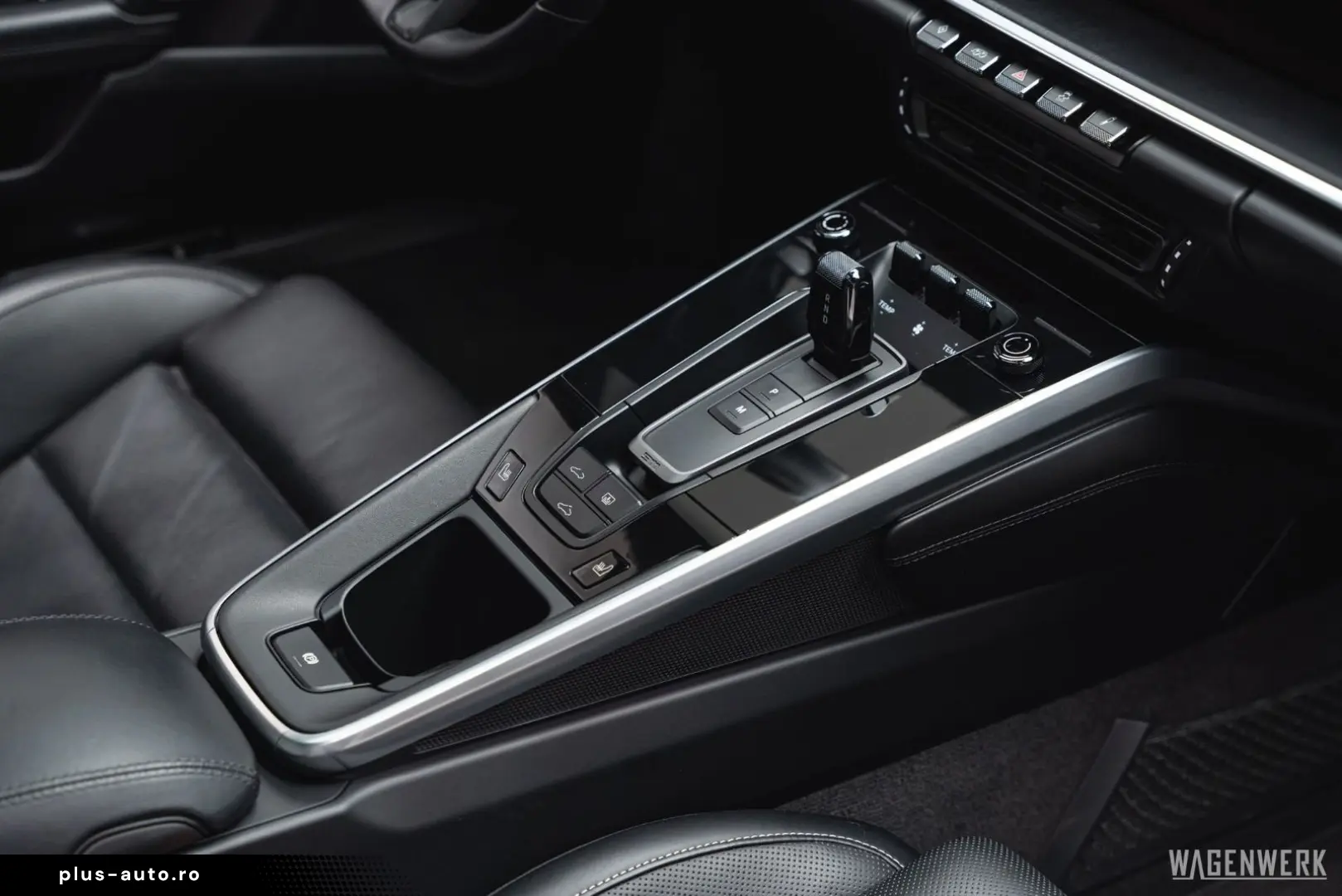 PORSCHE 992 Turbo Coupe PDK AEROKIT GLASDACH BOSE MATRIX