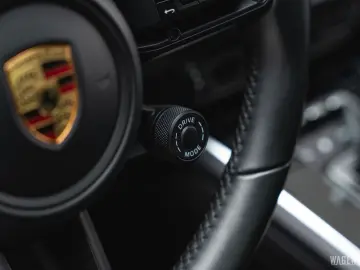 PORSCHE 992 Turbo Coupe PDK AEROKIT GLASDACH BOSE MATRIX