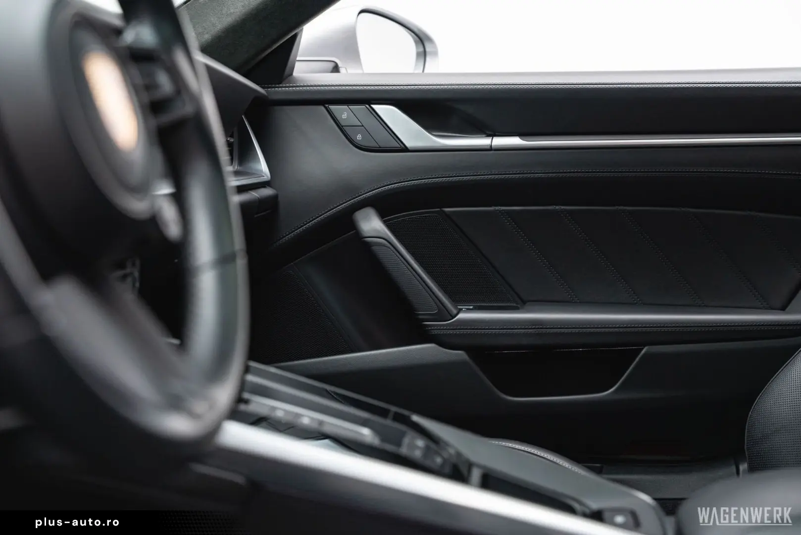 PORSCHE 992 Turbo Coupe PDK AEROKIT GLASDACH BOSE MATRIX