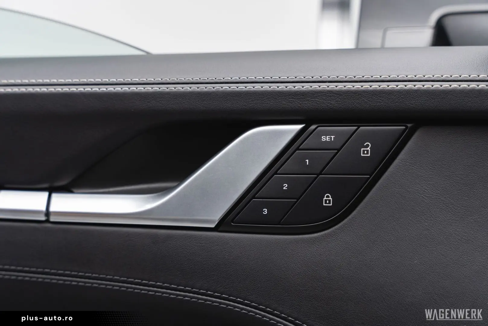 PORSCHE 992 Turbo Coupe PDK AEROKIT GLASDACH BOSE MATRIX