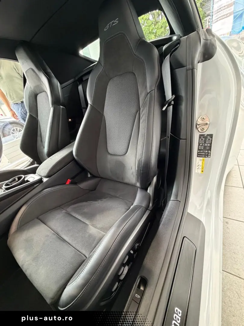 PORSCHE 911 992.2 Carrera 4GTS Cabrio Lift Bur 18W