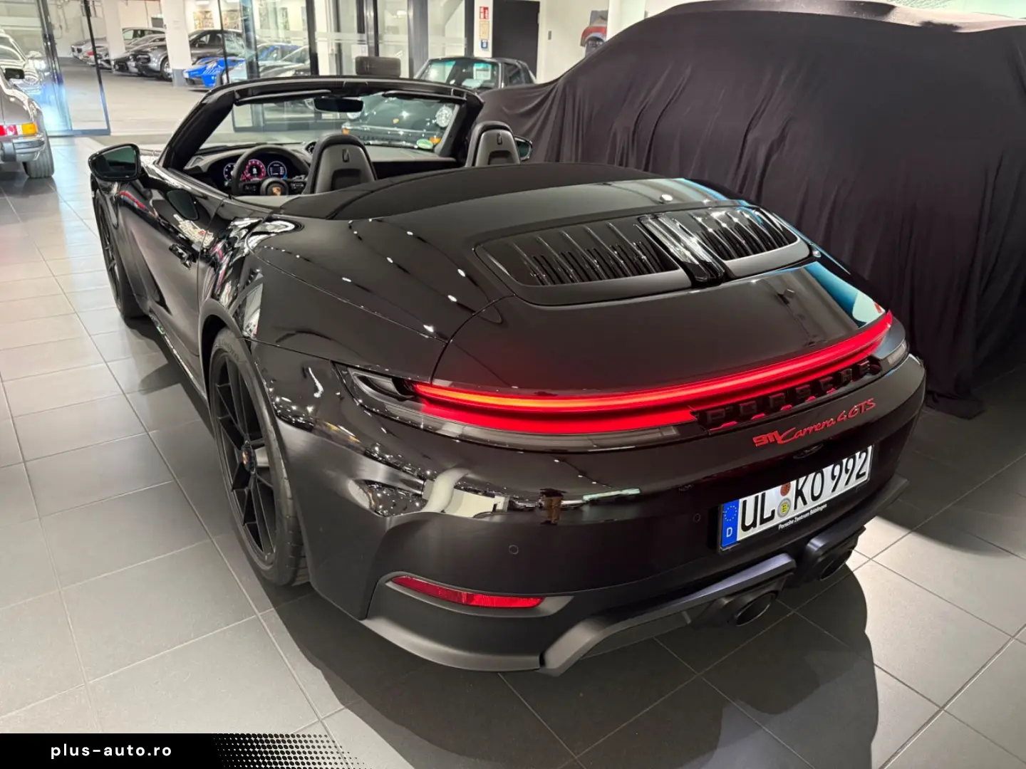 PORSCHE 992 Carrera 4 GTS Cabriolet  Porsche Approved