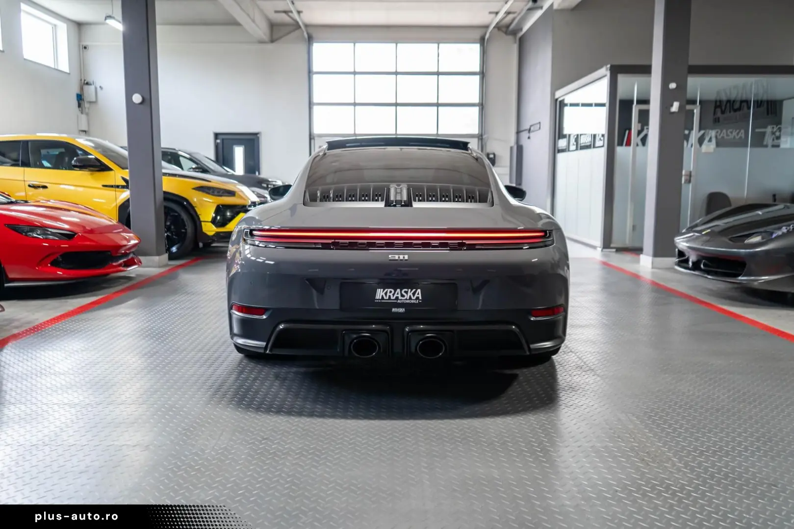 PORSCHE 992.2 Carrera 4 GTS  BOSE 360  PANO LIFT Carbon