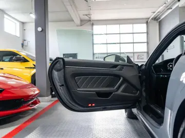 PORSCHE 992.2 Carrera 4 GTS  BOSE 360  PANO LIFT Carbon